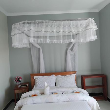 Sweetland View Hotel Lushoto Bagian luar foto